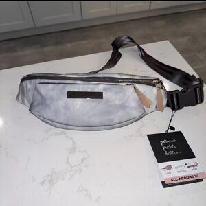 Petunia Pickle Bottom All-Around Belt Bag Smoke Swirl  5.1”H x 14.6””W x 3.5”D